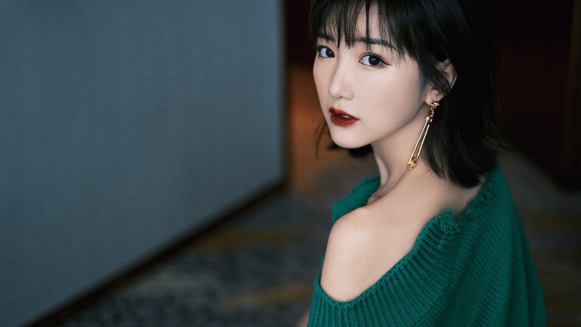 华体会app安装-卡普尔的突破技巧与强大冲击力,让袋鼠队在进攻中拥有多种选择